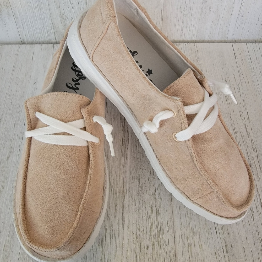 GYPSY JAZZ- TINTIN SAND SLIP ON SNEAKERS